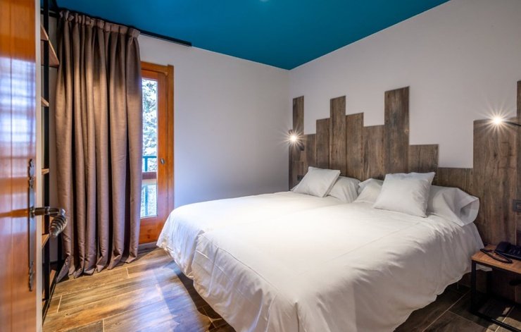 Junior suite ushuaia the mountain hotel arinsal Junior suite ushuaia the mountain hotel arinsal