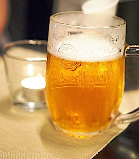Off piste gastro bar ushuaia the mountain hotel arinsal Off piste gastro bar ushuaia the mountain hotel arinsal