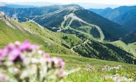 Activité estivale Ushuaia The Mountain Hotel Arinsal Activité estivale Ushuaia The Mountain Hotel Arinsal