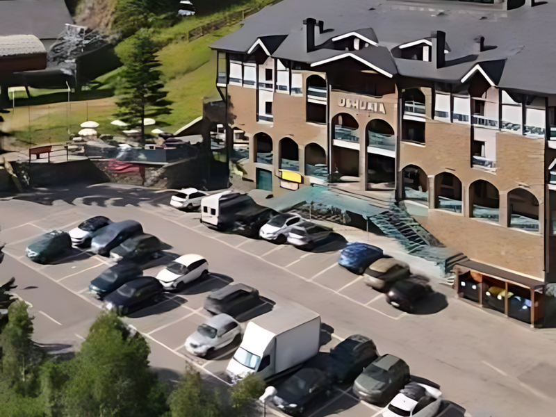 Parking gratuits Ushuaia The Mountain Hotel Arinsal Parking gratuits Ushuaia The Mountain Hotel Arinsal